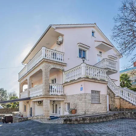 Apartment Stunning In With Wi-fi
